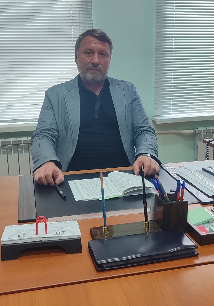 Гузун Александр Васильевич.